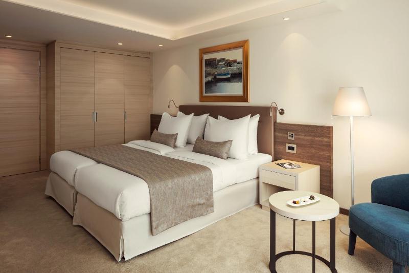 Superior Double Room with Balcony - Sea Side image 4