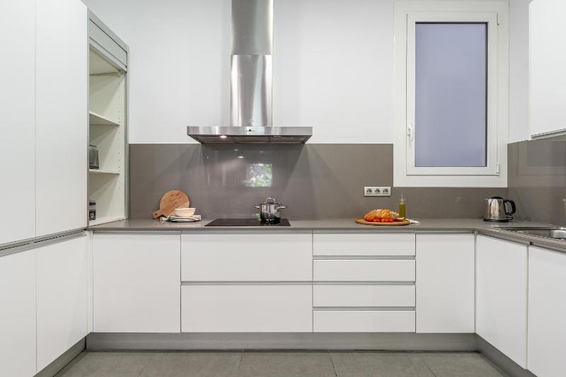 Aspasios Rambla Catalunya Apartments - image 12
