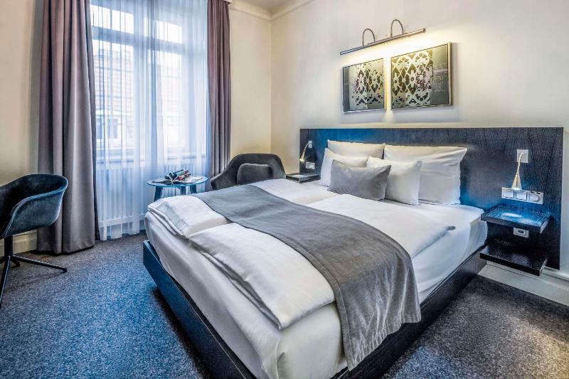 Standard  Double Room image 1