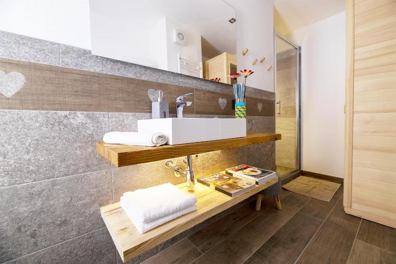 Apartment - Ground Floor image 3
