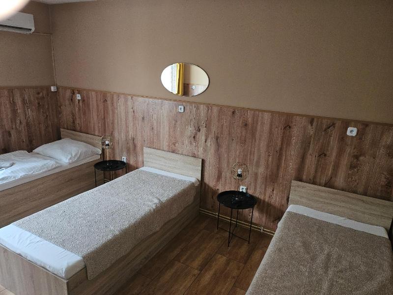 Triple Room image 3
