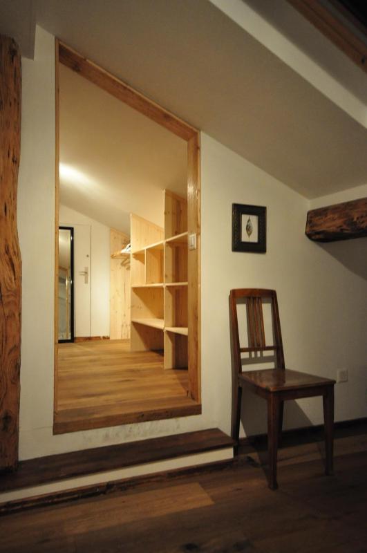 Apartment with Mountain View image 2
