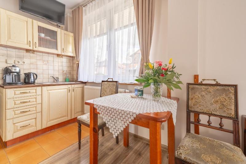 Villa Nawrot Zakopane - Centrum - Blisko Dworca PKP - image 9