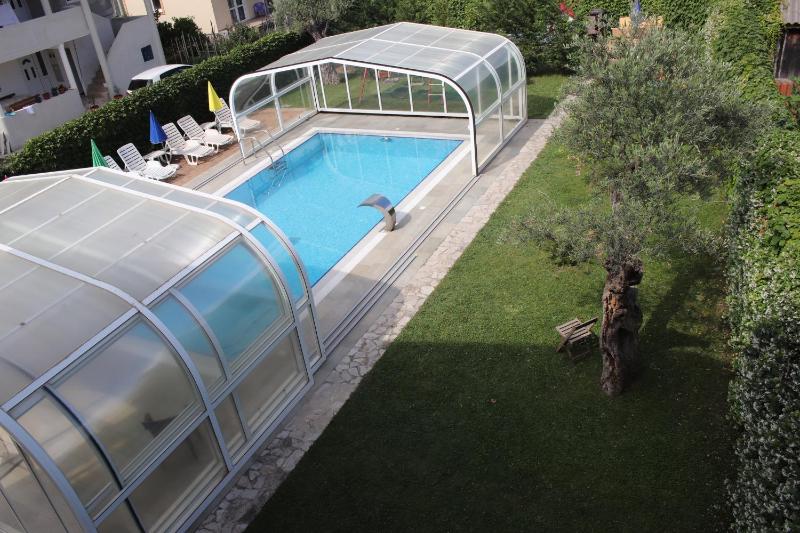 Apartment with Garden View image 3