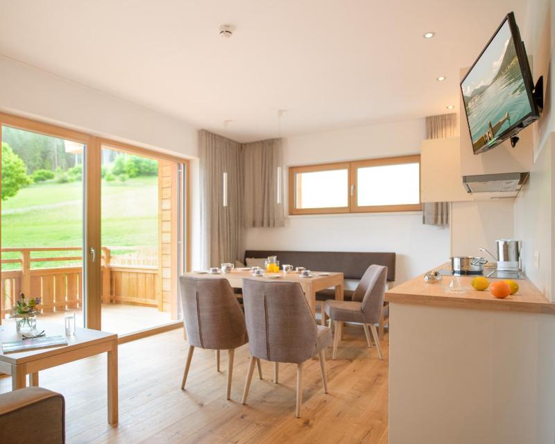 Two-Bedroom Apartment with Balcony image 3