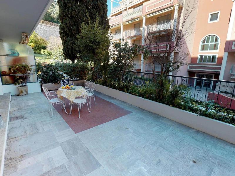 2P calme avec terrasse et garage privé à Menton - FR-1-196-210 - image 14