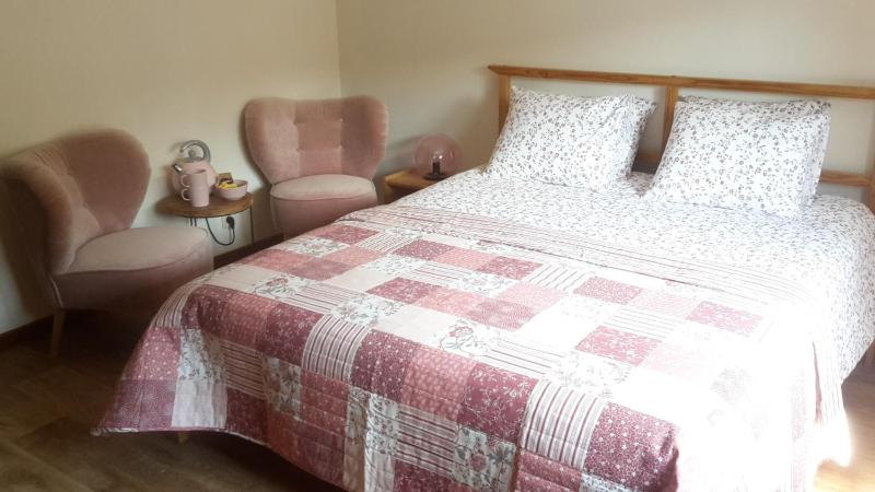 Double Room with Private External Bathroom image 1