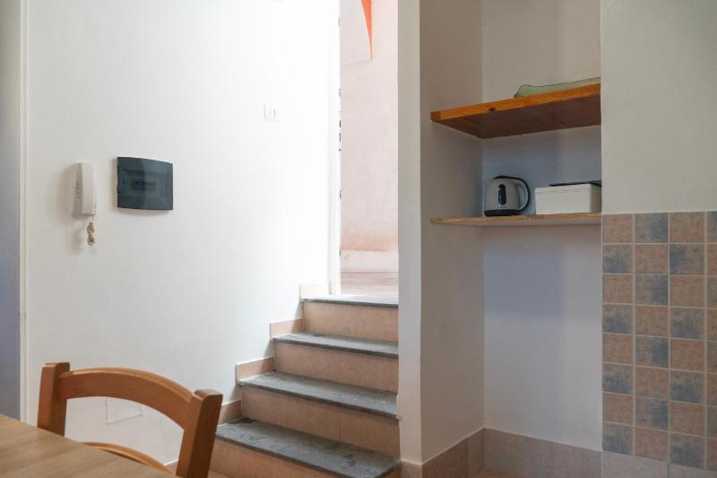 Family Room image 3