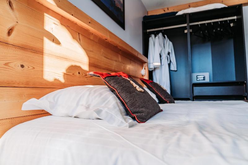 Superior Double Room image 4