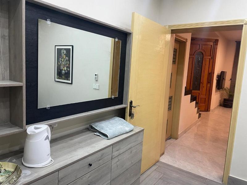 Infinite Comfort Dwelling - 5 marla full house - image 10