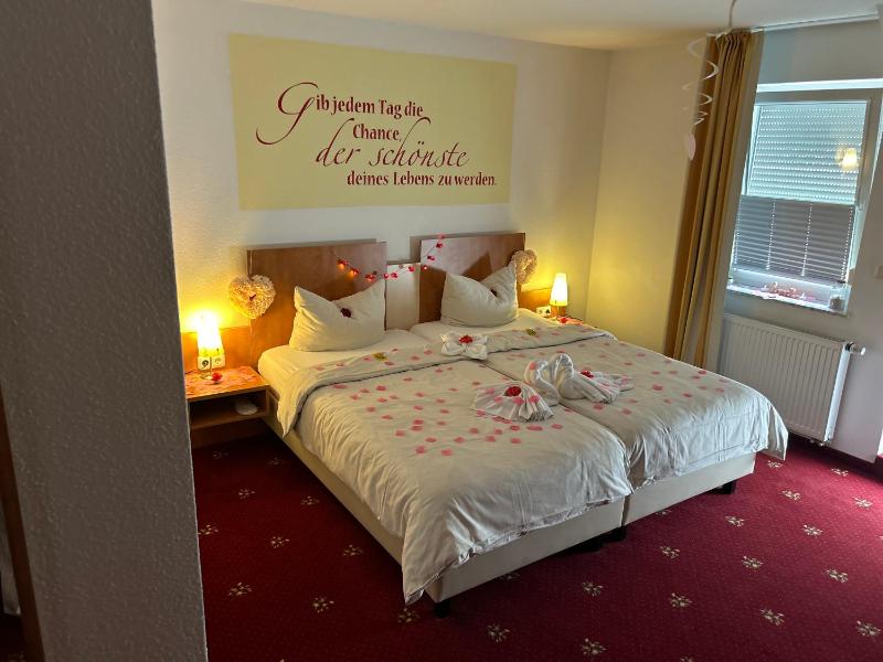 Double Room with Terrace image 2