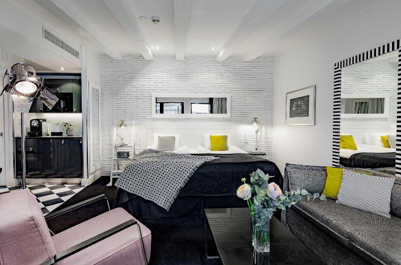 Lux Double or Twin Room image 2