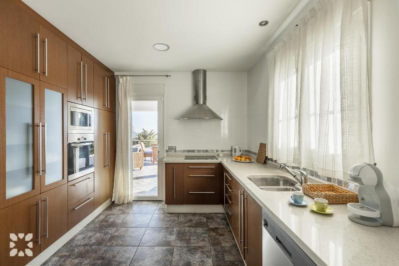Villa Bernia by Abahana Villas - image 16