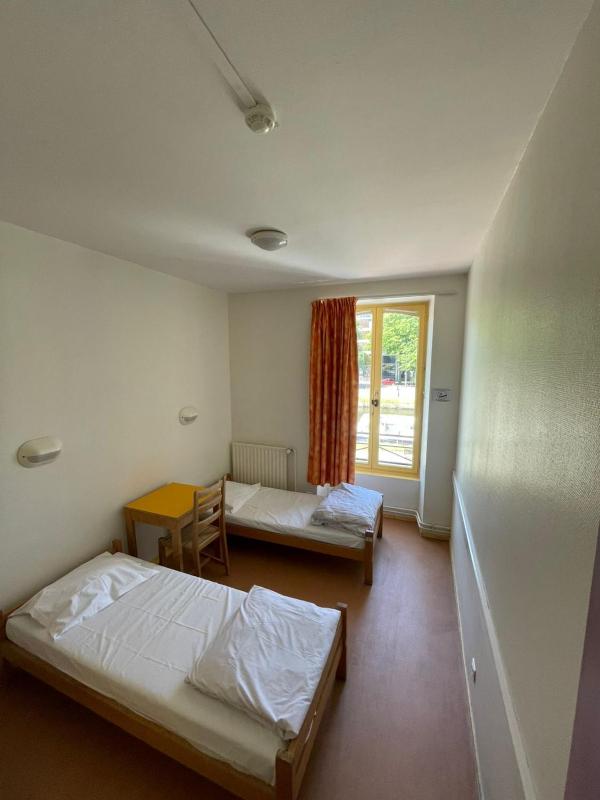 Bunk Bed in Mixed Dormitory Room image 1