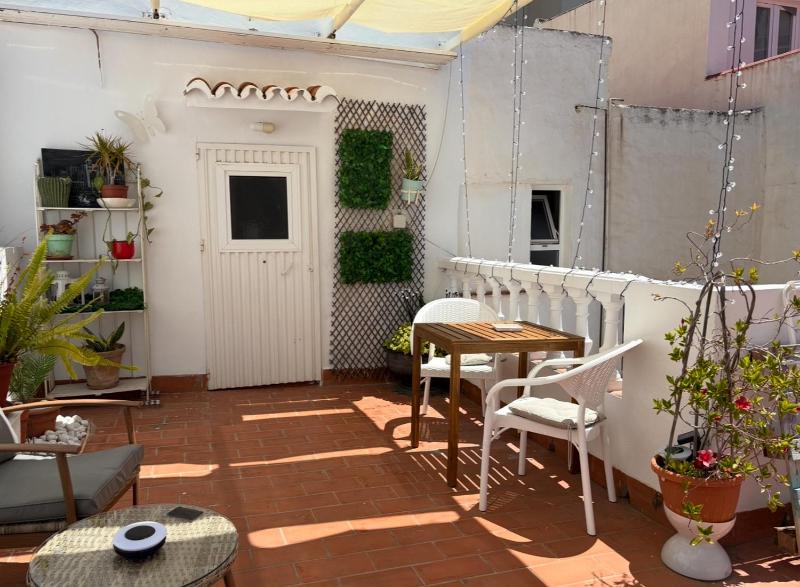 Studio with Terrace image 4