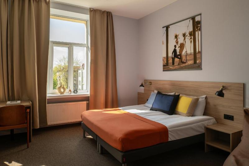 Refurbished Standard Double Room image 1