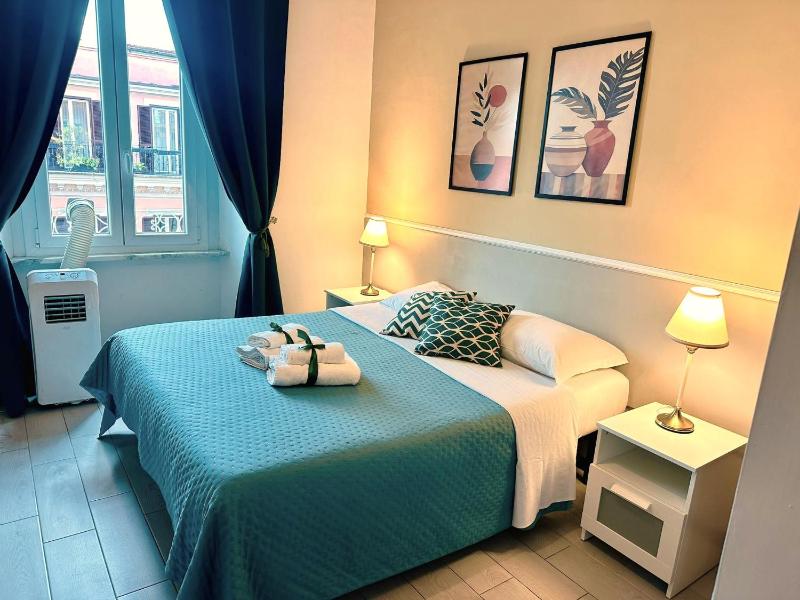 Double or Twin Room image 4