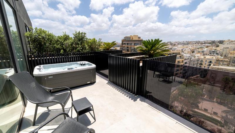 Onyx Hotel - image 2