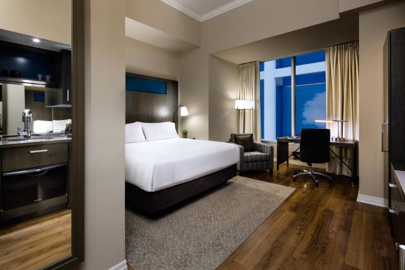 One King West Hotel And Residence - image 8