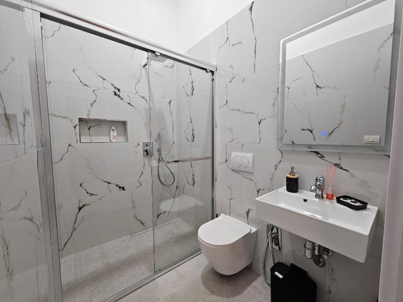 Darla's - 2 Bedroom Apartment in Durrës - image 16