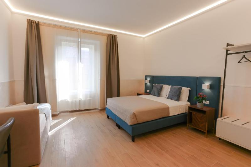 Quadruple Room with Private Bathroom image 3