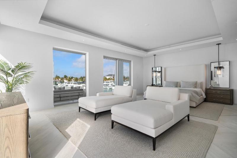 Casablanca Bahamas- New Luxury Waterfront Condo Palm Cay The Bahamas - image 8
