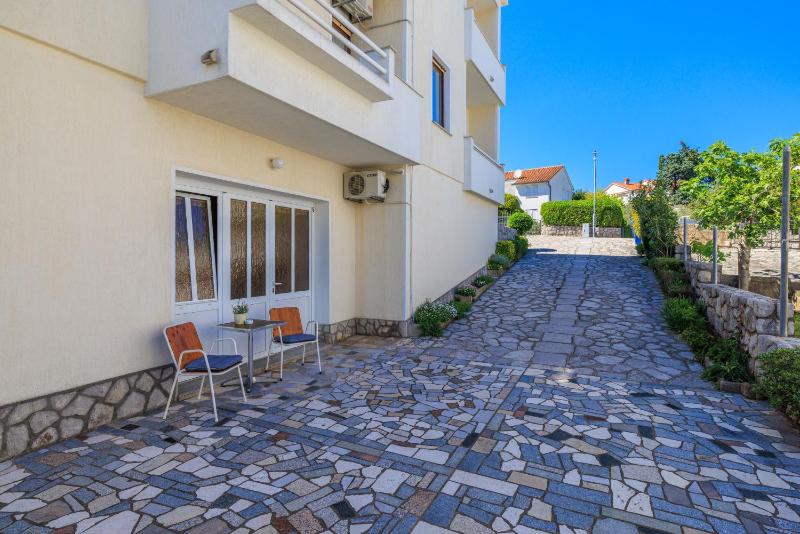 Apartments Info - image 23