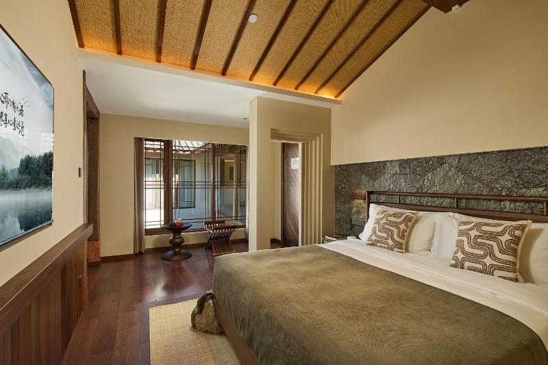 ARULA J Hotel - image 26