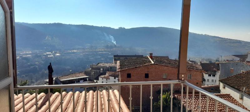 One-Bedroom Apartment with Balcony image 3