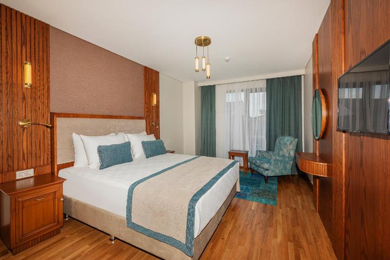 Standard Double Room image 1