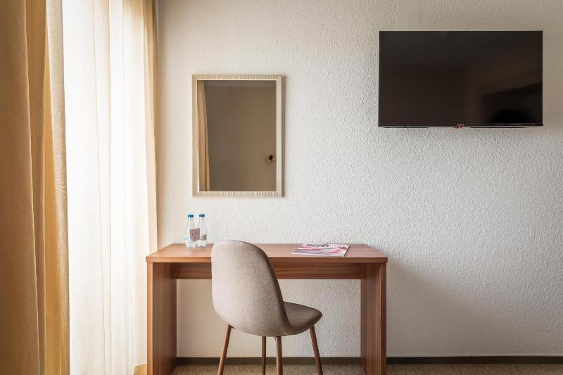 Single Room image 1