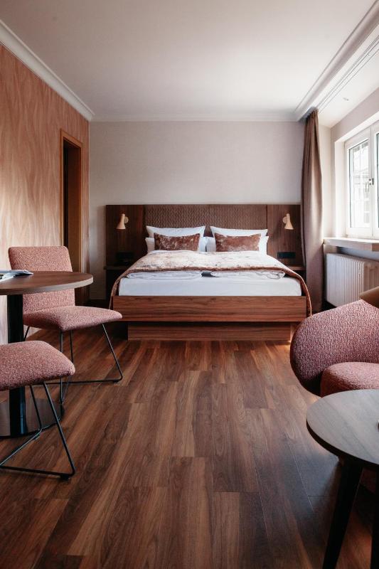 Superior Double Room image 1