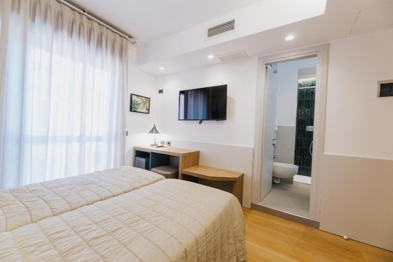 Hotel La Serena - image 2