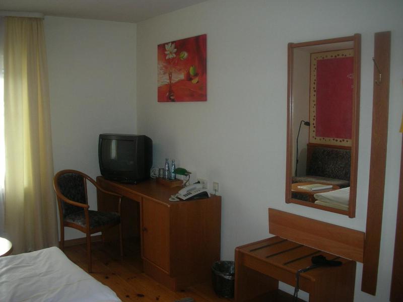 Comfort Double Room image 3