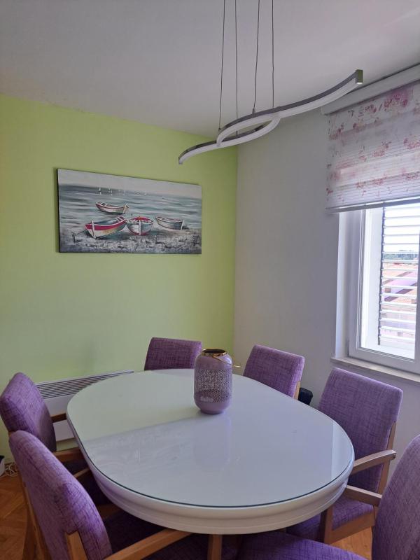 Family Apartment Green with a sea view and a free parking - image 11