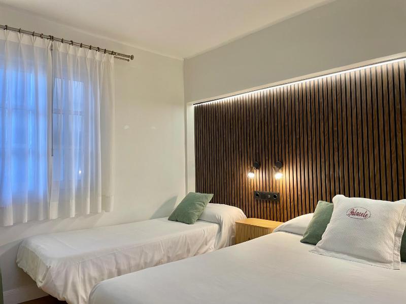 Triple Room (3 Adults) image 4