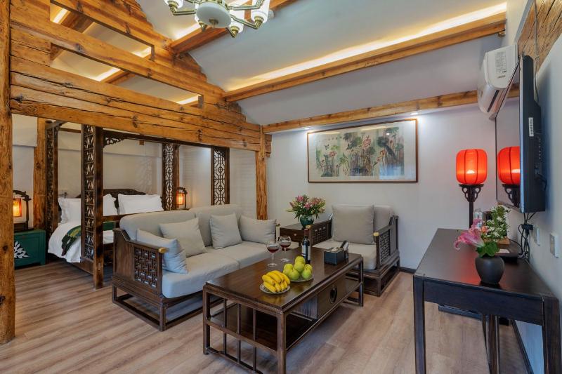 Yiyuan Snow Mountain View Historical Naxi House - Lijiang Old Town Mufu Branch - English service and tour arrangement - image 8