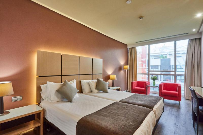 Comfort Double or Twin Room image 3