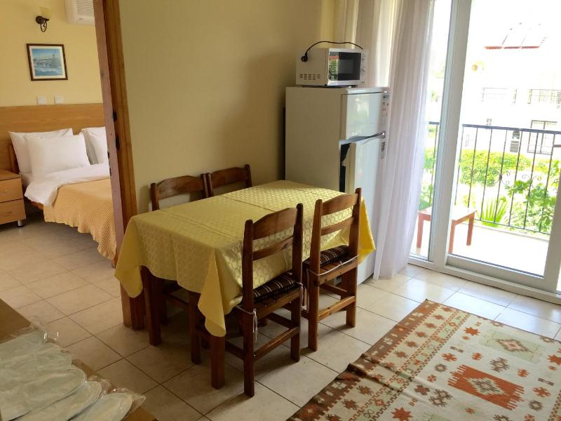 Two-Bedroom Apartment (6 Adults) image 2