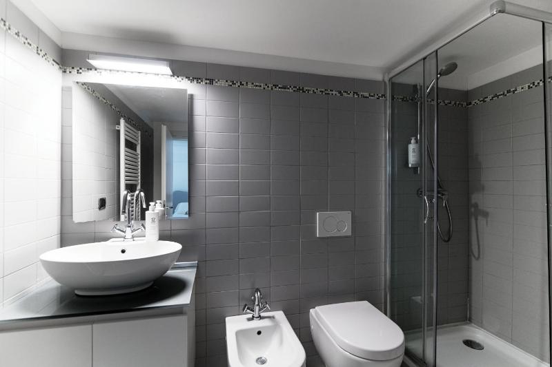 Loft Alle Mura - byMyHomeinComo - image 20