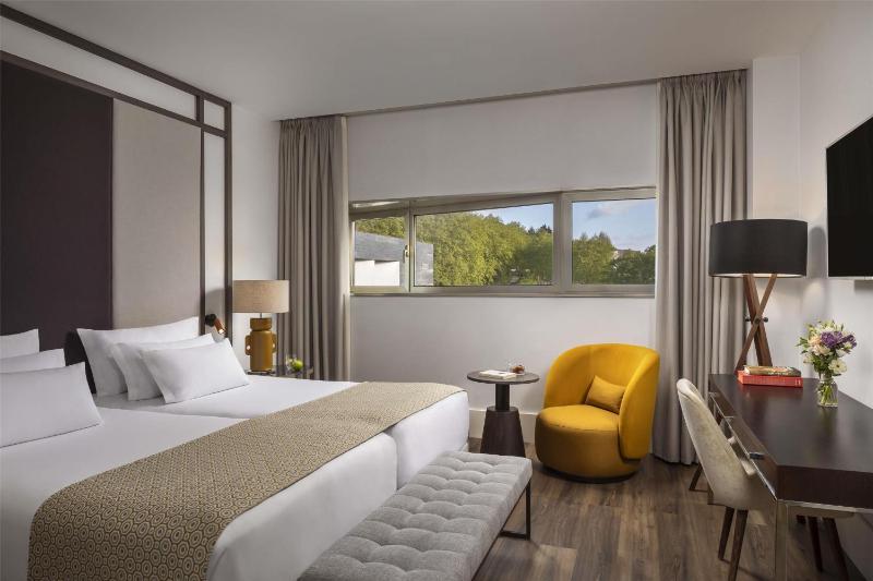 Superior Double or Twin Room image 1