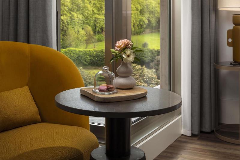 Superior Double or Twin Room image 4