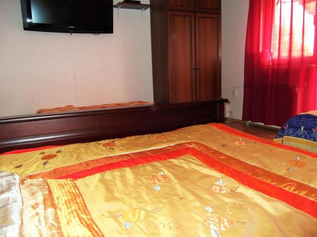 Deluxe Double Room with Balcony image 1