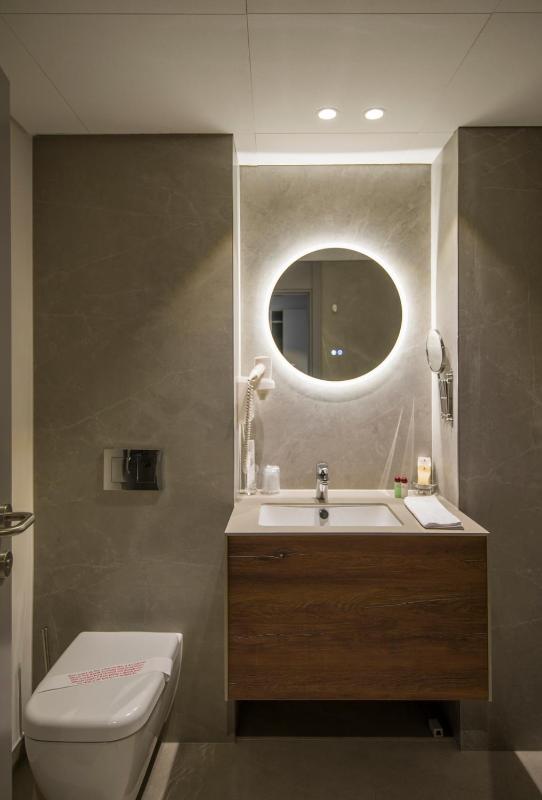 Superior Double Room image 4