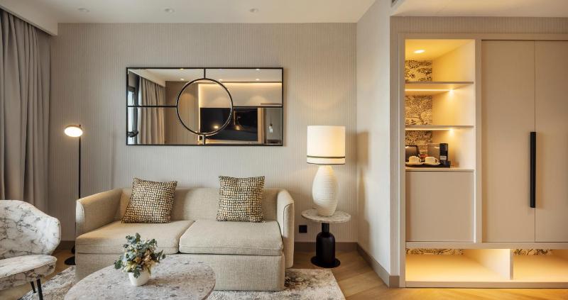 Junior Suite image 3