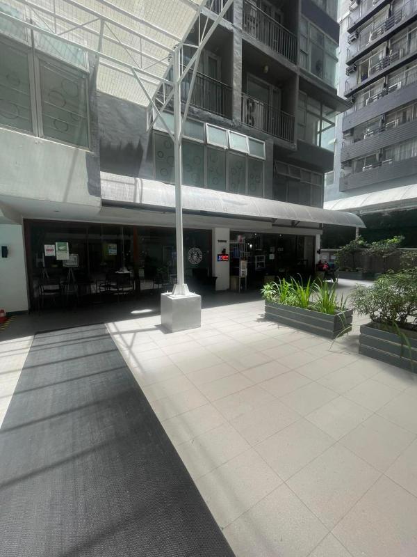 Makati City Antel Spa Residences 1615 - image 1