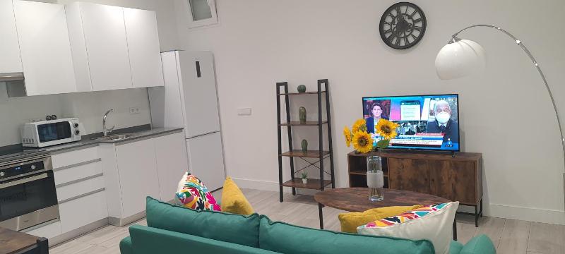 One-Bedroom Apartment image 2