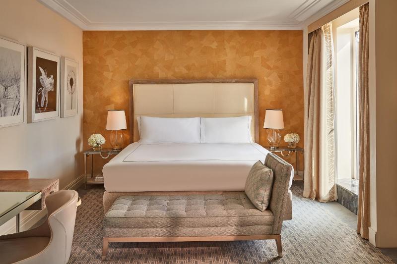 Berkeley Balcony Room image 4