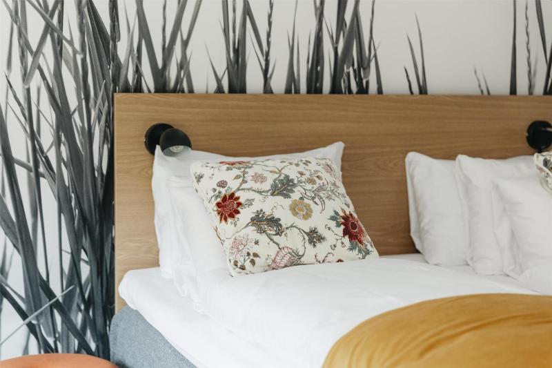 Junior Suite with Double Bed image 1