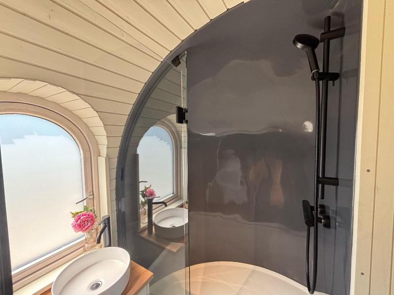 Quarrywood Glamping - image 17